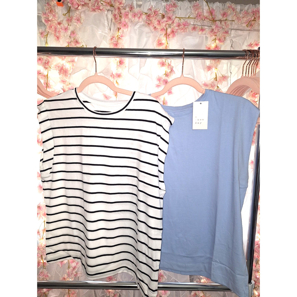 Women's Sleeveless Shirts Size L, 2-Piece Bundle